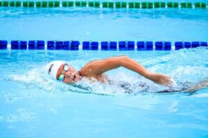 ➢ Swimming is the best exercise to lose neck fat