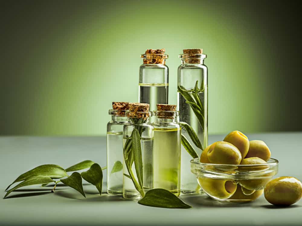 olive oil to reduce wrinkles on above lips