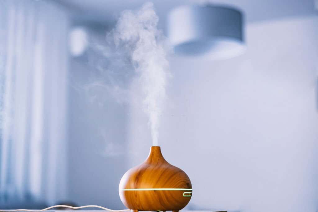 humidifier to ease sharp pain in ear