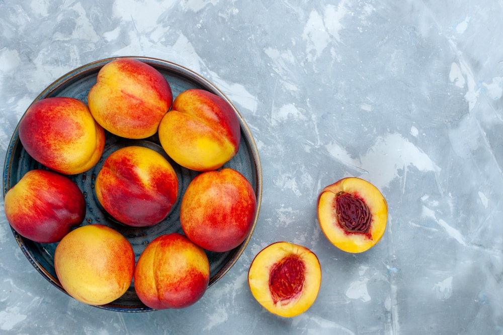 Peaches: Juicy and Low in Calories