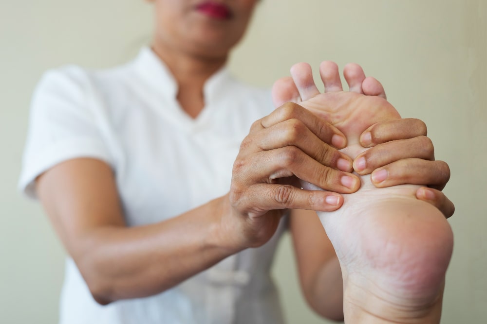 how to stop gout pain at night